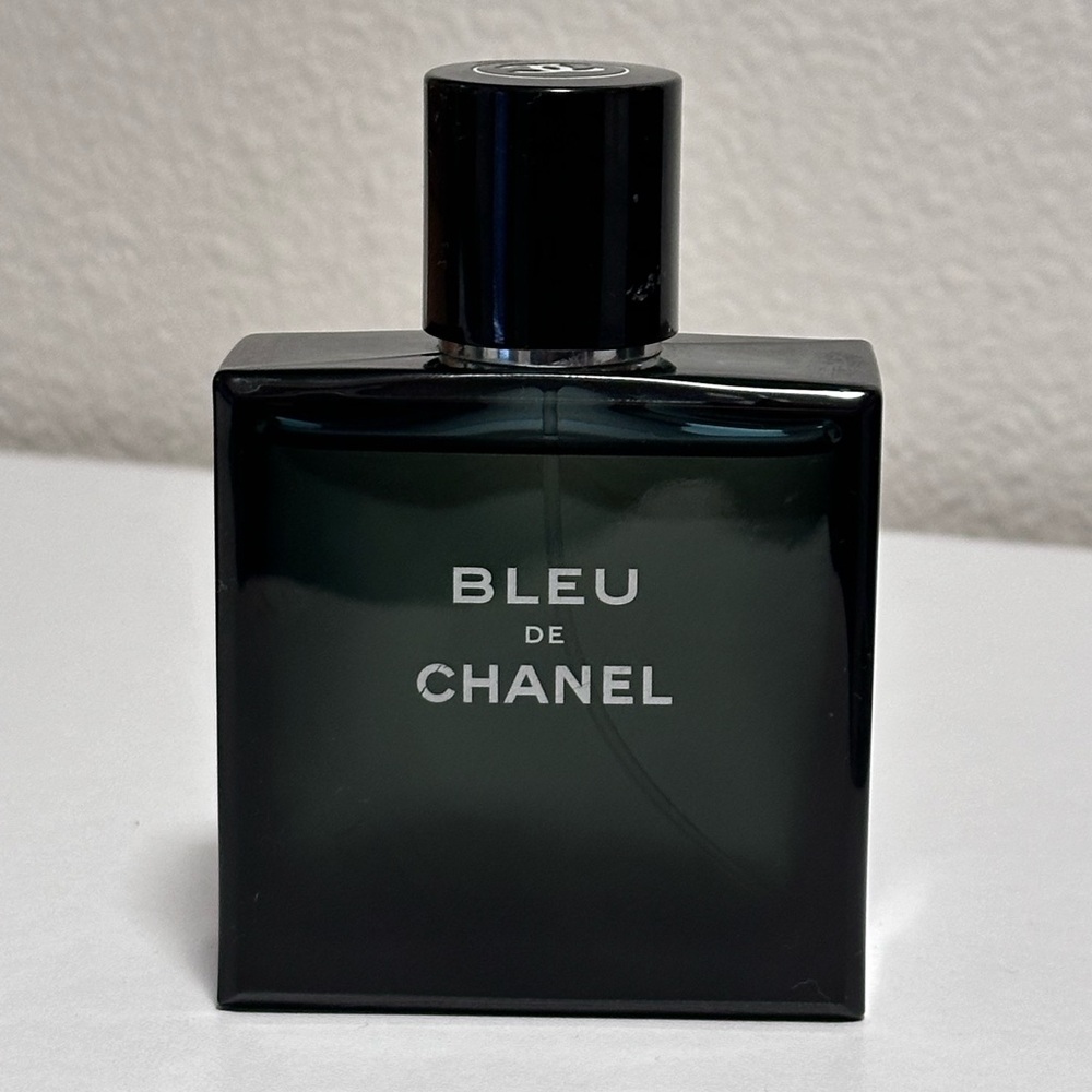 Bleu de Chanel Eau De To'Lette